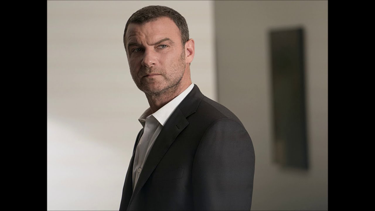 Top 10 Liev Schreiber Performances