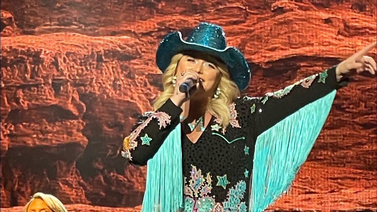 Miranda Lambert- Actin’ Up (Opening)- Velvet Rodeo Las Vegas Residency