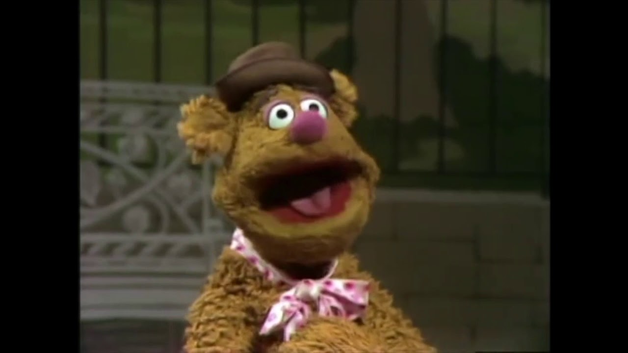 Muppet Show: Fozzie Makes Statler and Waldorf Laugh