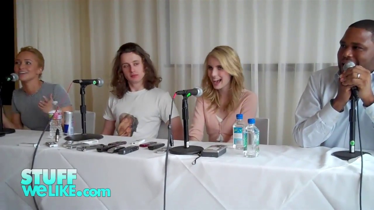 Scream 4 Cast Interviews Emma Roberts, Hayden Panettiere, Anthony Anderson, and Rory Culkin