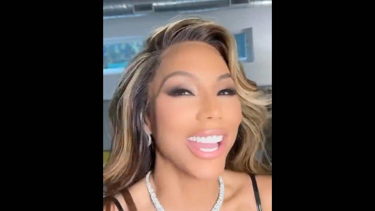 Tamar Braxton Host Family Dinner With Ex Husband Vincent Herbert! 🍱