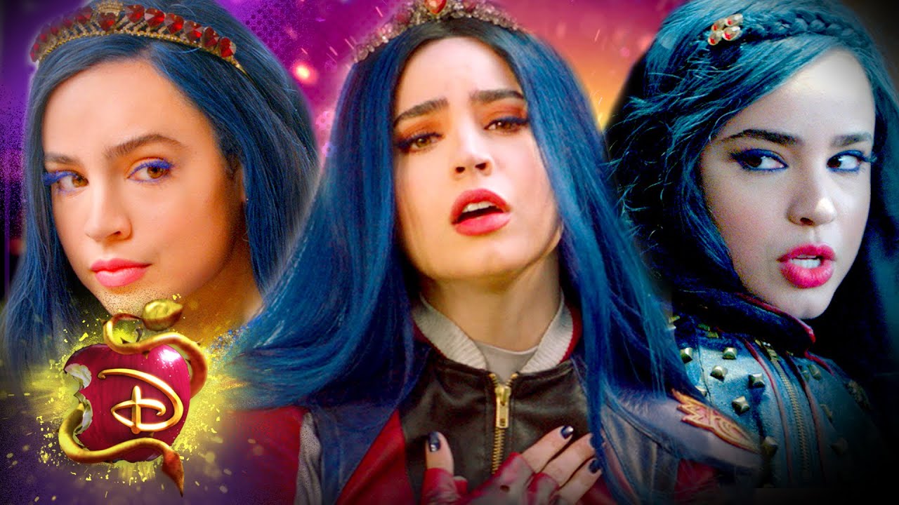 Evie's Best Moments! 💙| Compilation | Descendants