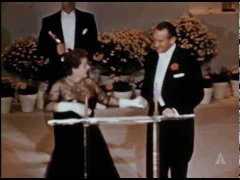 Kim Hunter Wins Supporting Actress: 1952 Oscars