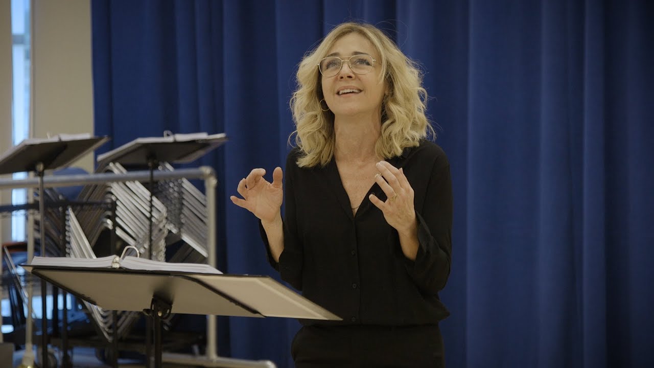 Rachel Bay Jones Previews "I Miss the Mountains" and More From Next To Normal
